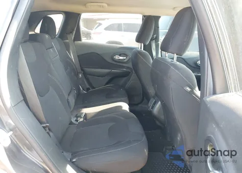 2016 Jeep Cherokee Altitude z USA, uszkodzony, nr VIN 1C4PJMCS3GW167279